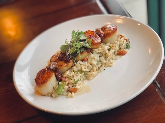 Seared Scallops GF.