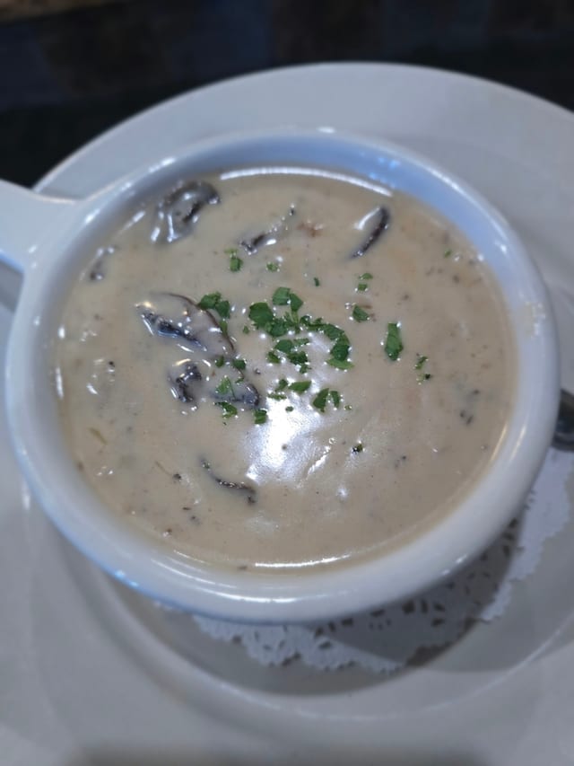 Creamy Mushroom Soup GF.