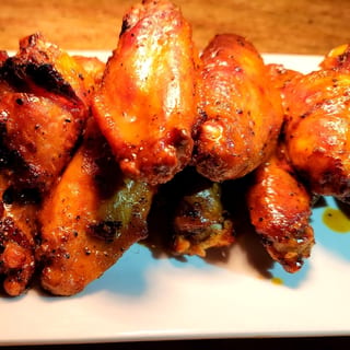 25 WINGS (BONE-IN)