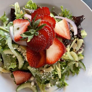 Strawberry & Fennel Salad V,GF